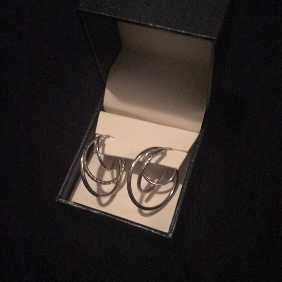 NWB STERLING HOOPS - Picture 2 of 5